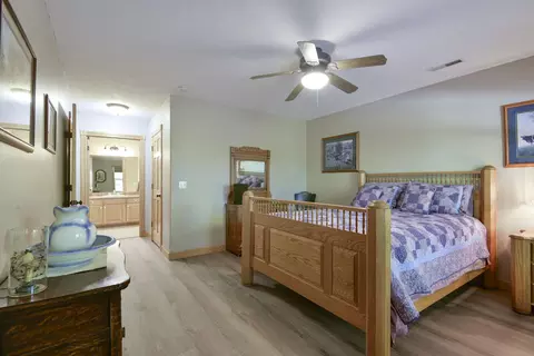 Bedroom - 281 Queensberry Dr, Branson West, MO 65737 photo 3 of 7