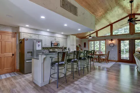 Kitchen - 281 Queensberry Dr, Branson West, MO 65737 photo 1 of 2