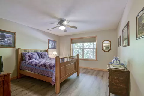 Bedroom - 281 Queensberry Dr, Branson West, MO 65737 photo 5 of 7