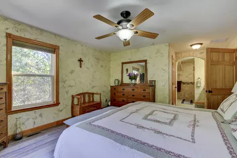 Bedroom - 281 Queensberry Dr, Branson West, MO 65737 photo 7 of 7