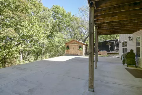 Exterior - 281 Queensberry Dr, Branson West, MO 65737 photo 6 of 8