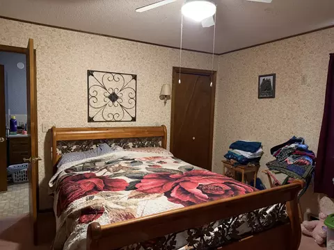 Bedroom - 604 W 2nd St, Mountain View, MO 65548 photo 1 of 3