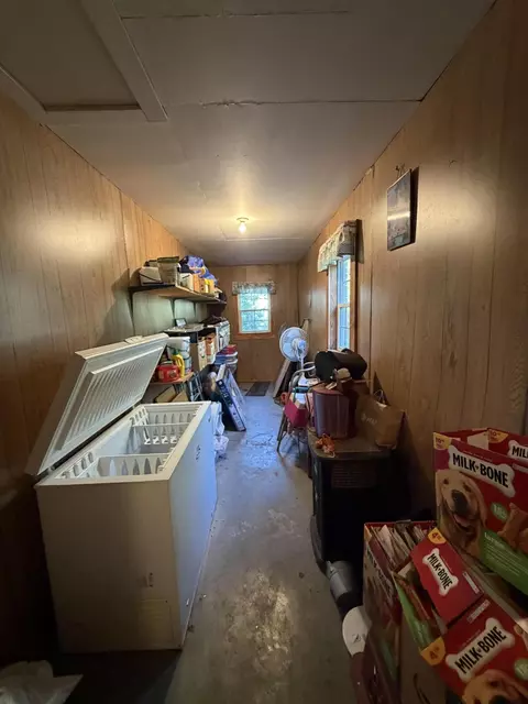 Entry Way - 604 W 2nd St, Mountain View, MO 65548 photo 3 of 3