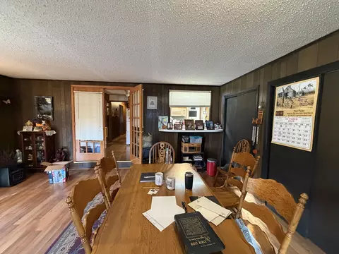 Dining - 604 W 2nd St, Mountain View, MO 65548 photo 2 of 2