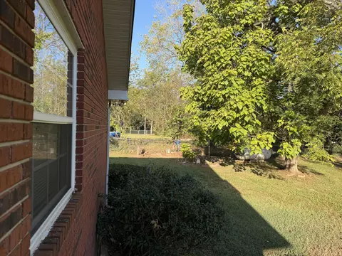 Exterior - 604 W 2nd St, Mountain View, MO 65548 photo 12 of 13