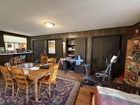 Dining - 604 W 2nd St, Mountain View, MO 65548 photo 1 of 2