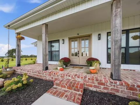 Exterior - 2345 Cologna Rd, Marshfield, MO 65706 photo 3 of 13