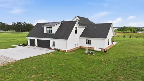 Exterior - 2345 Cologna Rd, Marshfield, MO 65706 photo 5 of 13