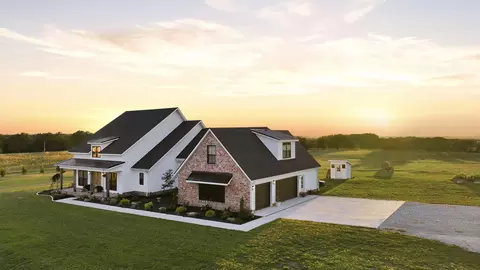 Exterior - 2345 Cologna Rd, Marshfield, MO 65706 photo 2 of 13