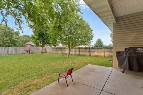 Exterior - 521 E Halsey St, Republic, MO 65738 photo 5 of 11