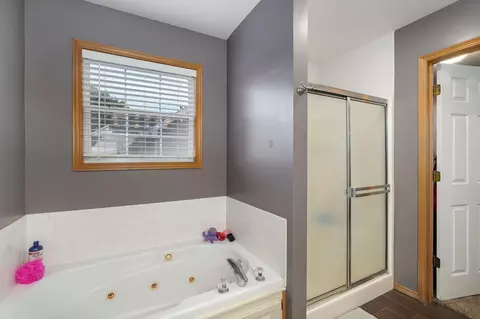 Bath - 521 E Halsey St, Republic, MO 65738 photo 2 of 3
