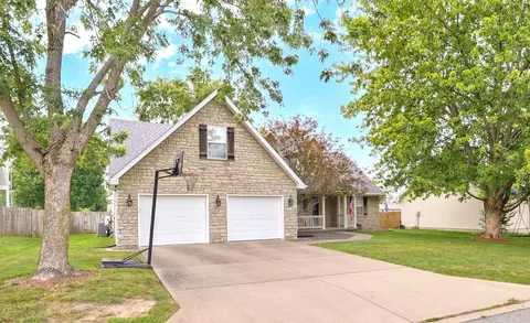 Exterior - 521 E Halsey St, Republic, MO 65738 photo 3 of 11