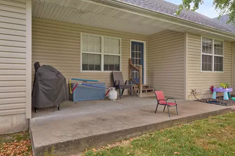 Exterior - 521 E Halsey St, Republic, MO 65738 photo 6 of 11