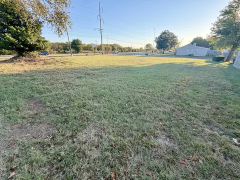 3009 S Palisades Dr, Springfield, MO 65807 photo 5