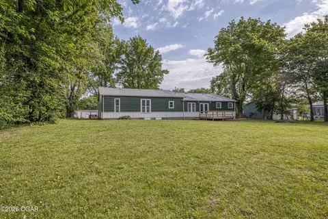 Exterior - 302 E Market St, Diamond, MO 64840 photo 2 of 5