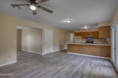 Living - 302 E Market St, Diamond, MO 64840 photo 5 of 7