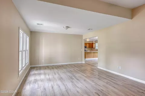 Living - 302 E Market St, Diamond, MO 64840 photo 4 of 7