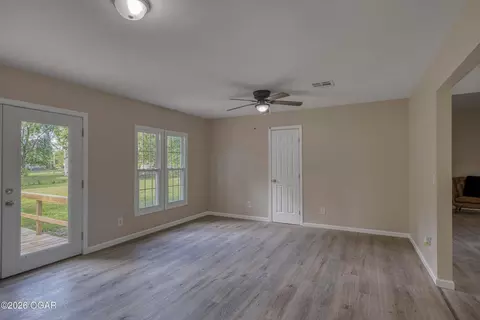 Living - 302 E Market St, Diamond, MO 64840 photo 7 of 7