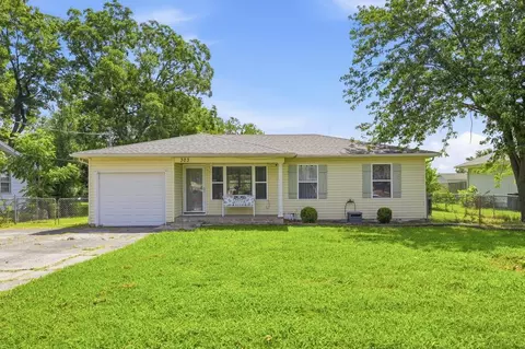 303 Verbryck St, Carl Junction, MO 64834