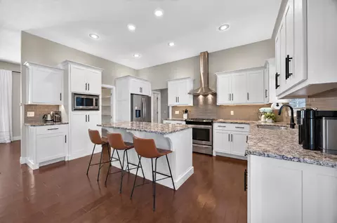 Kitchen - 931 E Thorndale Dr, Nixa, MO 65714 photo 1 of 4