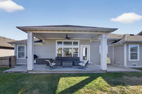 Exterior - 931 E Thorndale Dr, Nixa, MO 65714 photo 9 of 12