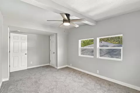 Bedroom - 1313 N Clifton Ave, Springfield, MO 65802 photo 6 of 8