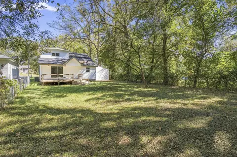 Exterior - 1313 N Clifton Ave, Springfield, MO 65802 photo 6 of 7