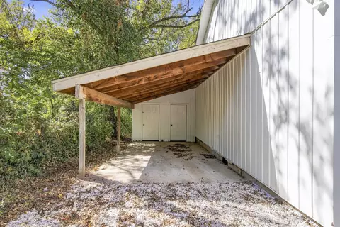 Exterior - 1313 N Clifton Ave, Springfield, MO 65802 photo 3 of 7
