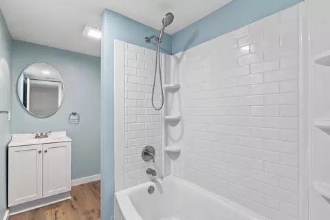 Bath - 1313 N Clifton Ave, Springfield, MO 65802 photo 1 of 4