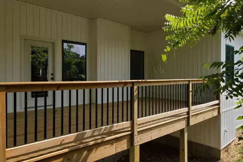 Exterior - 2014 E Jay St, Ozark, MO 65721 photo 9 of 12