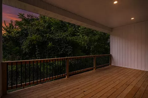 Exterior - 2014 E Jay St, Ozark, MO 65721 photo 3 of 12