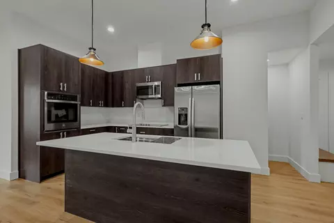Kitchen - 2014 E Jay St, Ozark, MO 65721 photo 1 of 12