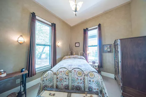 Bedroom - 204 Arch St, Thayer, MO 65791 photo 1 of 6