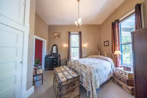 Bedroom - 204 Arch St, Thayer, MO 65791 photo 2 of 6