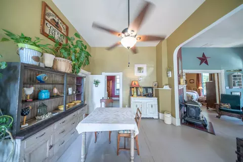Dining - 204 Arch St, Thayer, MO 65791 photo 2 of 2