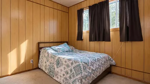 Bedroom - 8969 County Road 445, Winona, MO 65588 photo 8 of 8