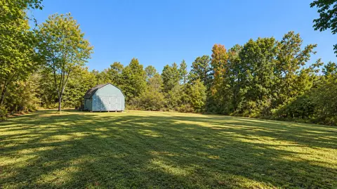 Exterior - 8969 County Road 445, Winona, MO 65588 photo 4 of 6