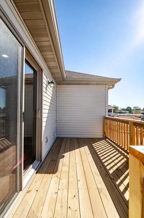Exterior - 1002 Fenli Ave, Monett, MO 65708 photo 2 of 6
