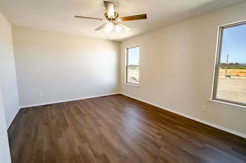 Bedroom - 1002 Fenli Ave, Monett, MO 65708 photo 1 of 7