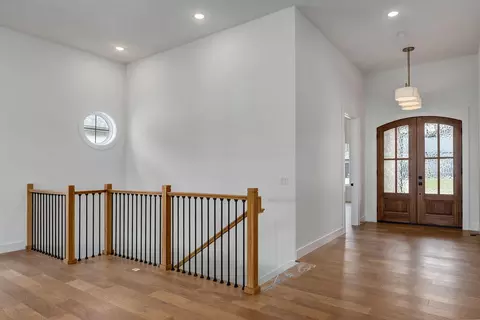 Entry Way - 6063 S Dollison Ave, Springfield, MO 65810 photo 1 of 3