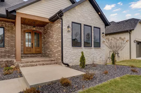 Exterior - 6063 S Dollison Ave, Springfield, MO 65810 photo 4 of 10