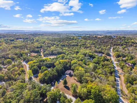 View/Area - 121 Whispering Oaks, Branson, MO 65616 photo 5 of 10