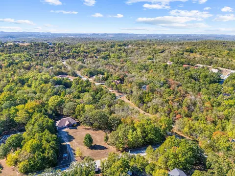 View/Area - 121 Whispering Oaks, Branson, MO 65616 photo 4 of 10