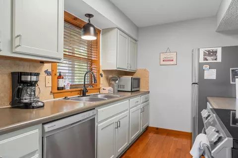 Kitchen - 42 Willow Oak Ln, Branson, MO 65616 photo 3 of 3