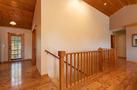 Entry Way - 218 Brookside Dr, Seymour, MO 65746 photo 5 of 7
