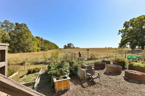 Exterior - 218 Brookside Dr, Seymour, MO 65746 photo 12 of 26