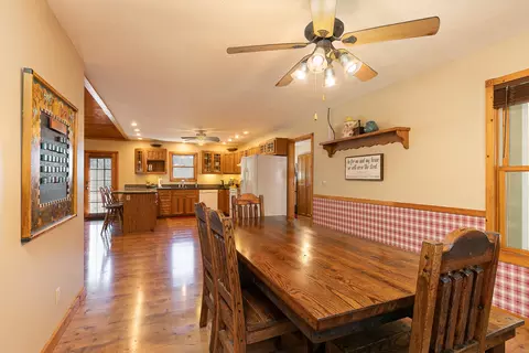 Dining - 218 Brookside Dr, Seymour, MO 65746 photo 1 of 2