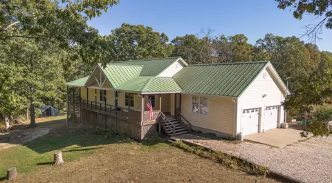 Exterior - 218 Brookside Dr, Seymour, MO 65746 photo 3 of 26