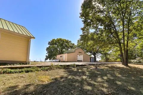 Exterior - 218 Brookside Dr, Seymour, MO 65746 photo 19 of 26