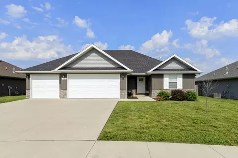 517 S Woodland Hills Ave, Rogersville, MO 65742